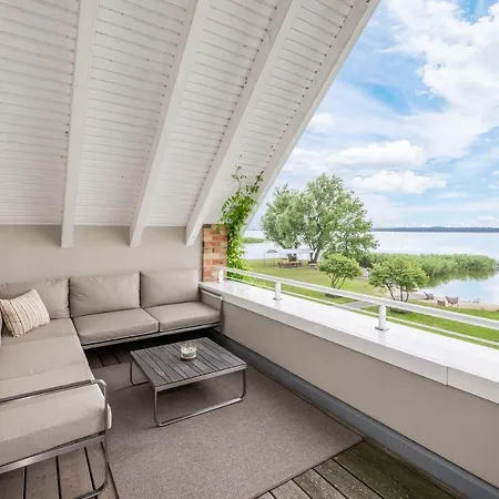 Appartement Wellness-apartment Mit Wasserblick, Pool, Sauna & Fitnessbereich *