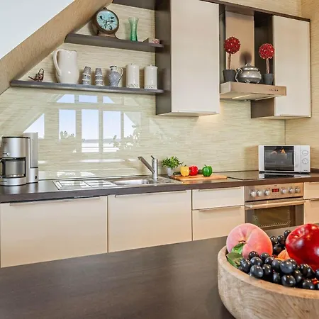 Wellness-apartment Mit Wasserblick, Pool, Sauna & Fitnessbereich Appartement Rankwitz