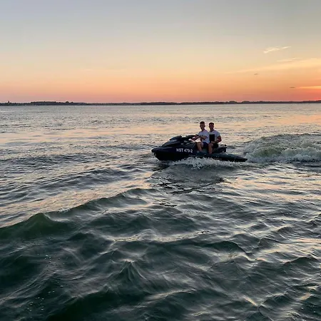 Wellness-apartment Mit Wasserblick, Pool, Sauna&fitnessbereich Apartment Rankwitz