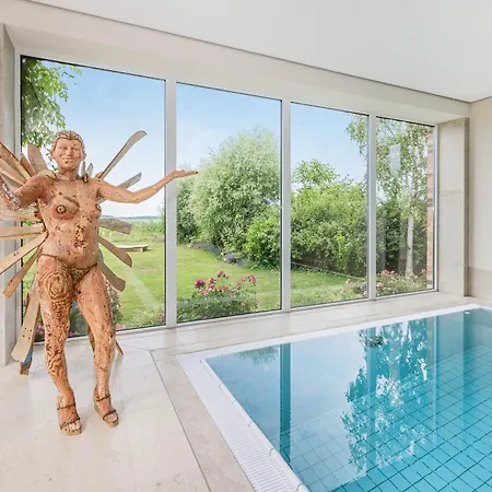 Wellness-apartment Mit Wasserblick, Pool, Sauna & Fitnessbereich *